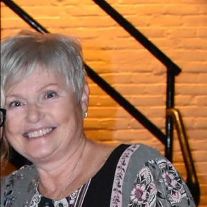 Meet your Posher, Lori